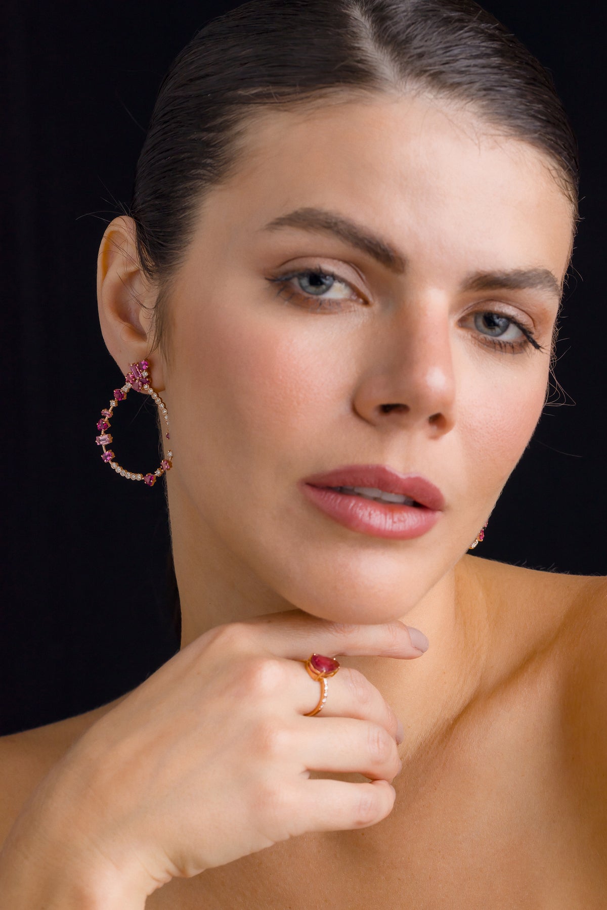 Brinco Oval em Ouro Rosé com Turmalina Rosa, Rubilita e Brilhantes