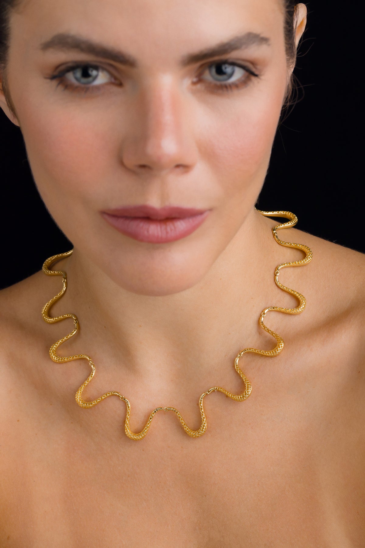 Colar em Ouro Amarelo Maleável Formato Onda 2 em 1